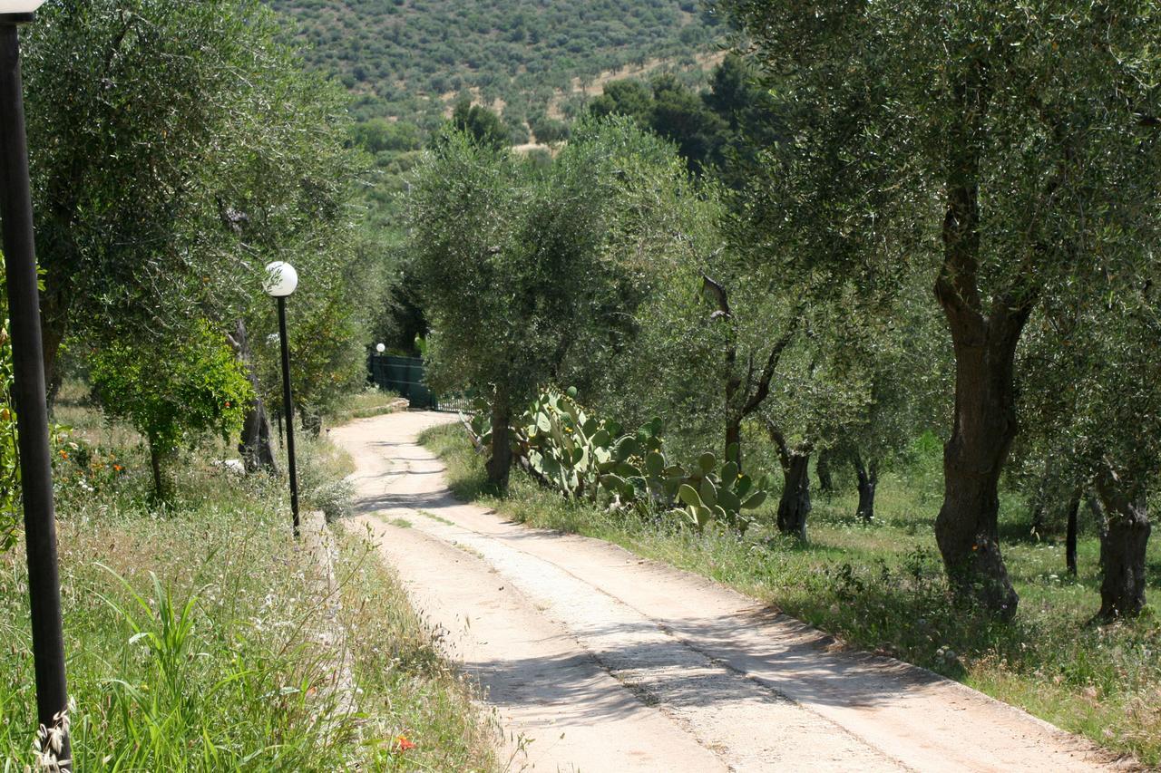 Agriturismo Affittacamere Atlhos فيستَ المظهر الخارجي الصورة