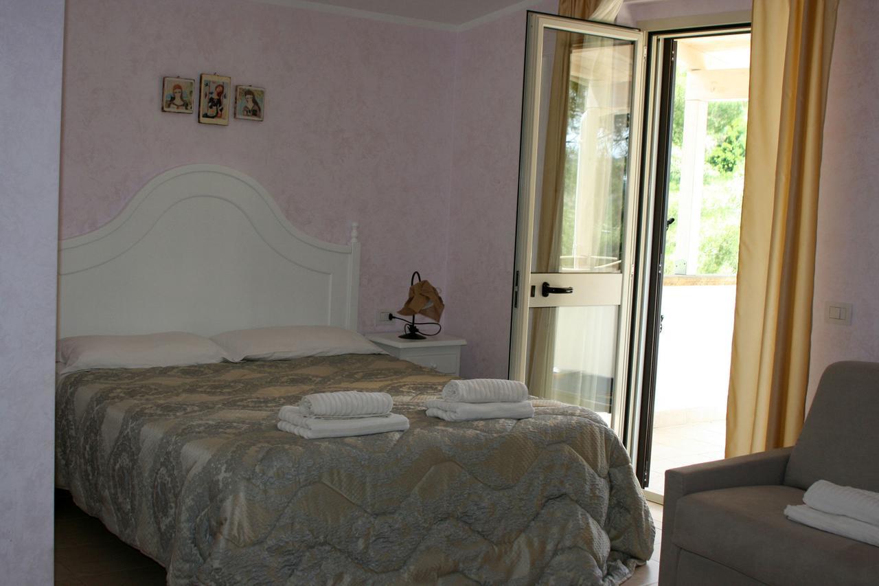 Agriturismo Affittacamere Atlhos فيستَ المظهر الخارجي الصورة