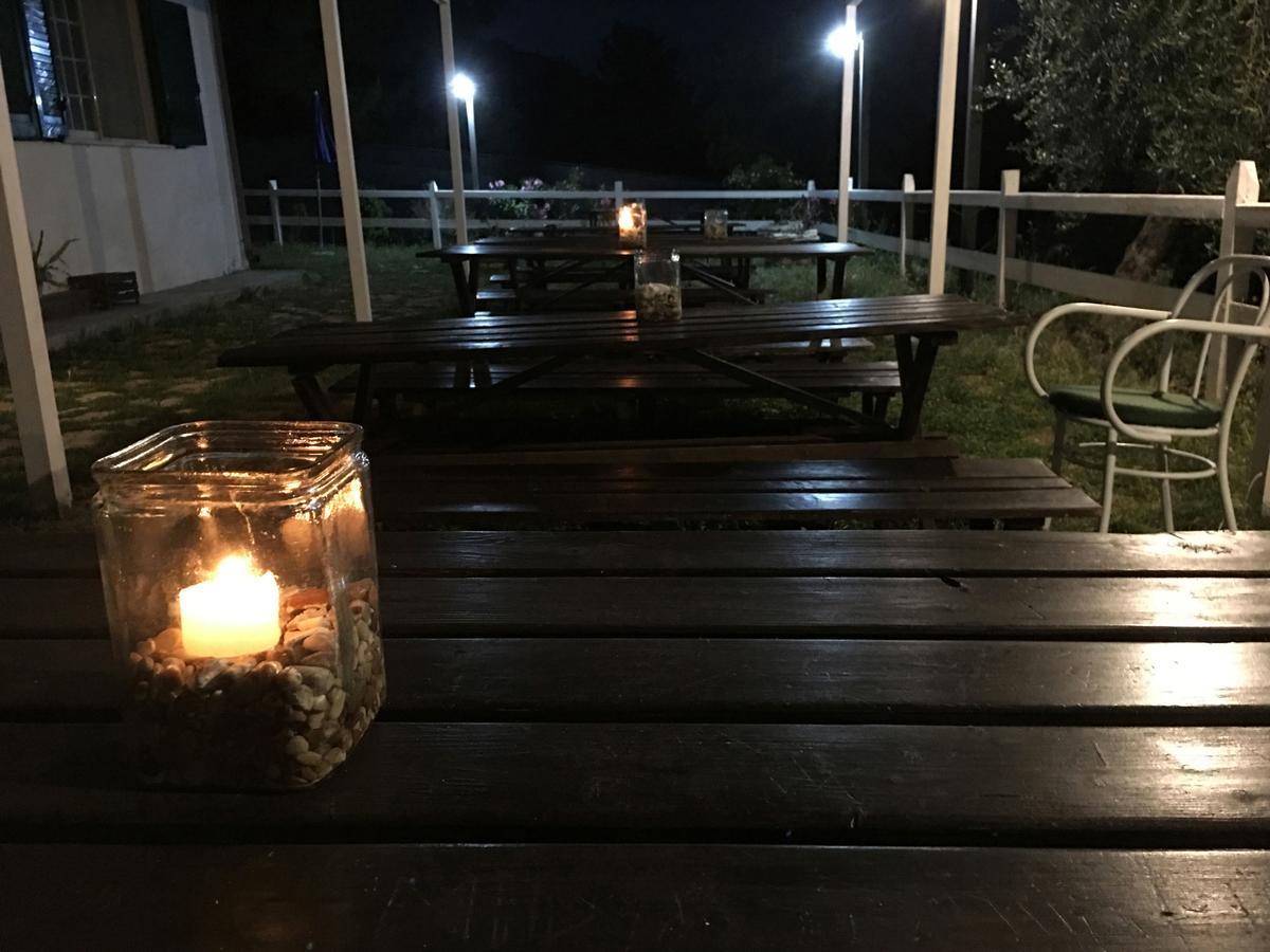 Agriturismo Affittacamere Atlhos فيستَ المظهر الخارجي الصورة